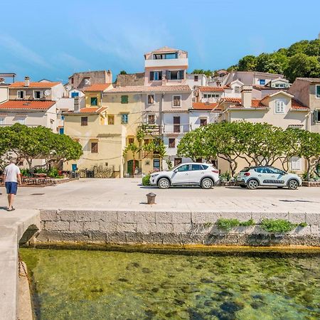2 Bedroom Gorgeous Home In Baska Exterior photo