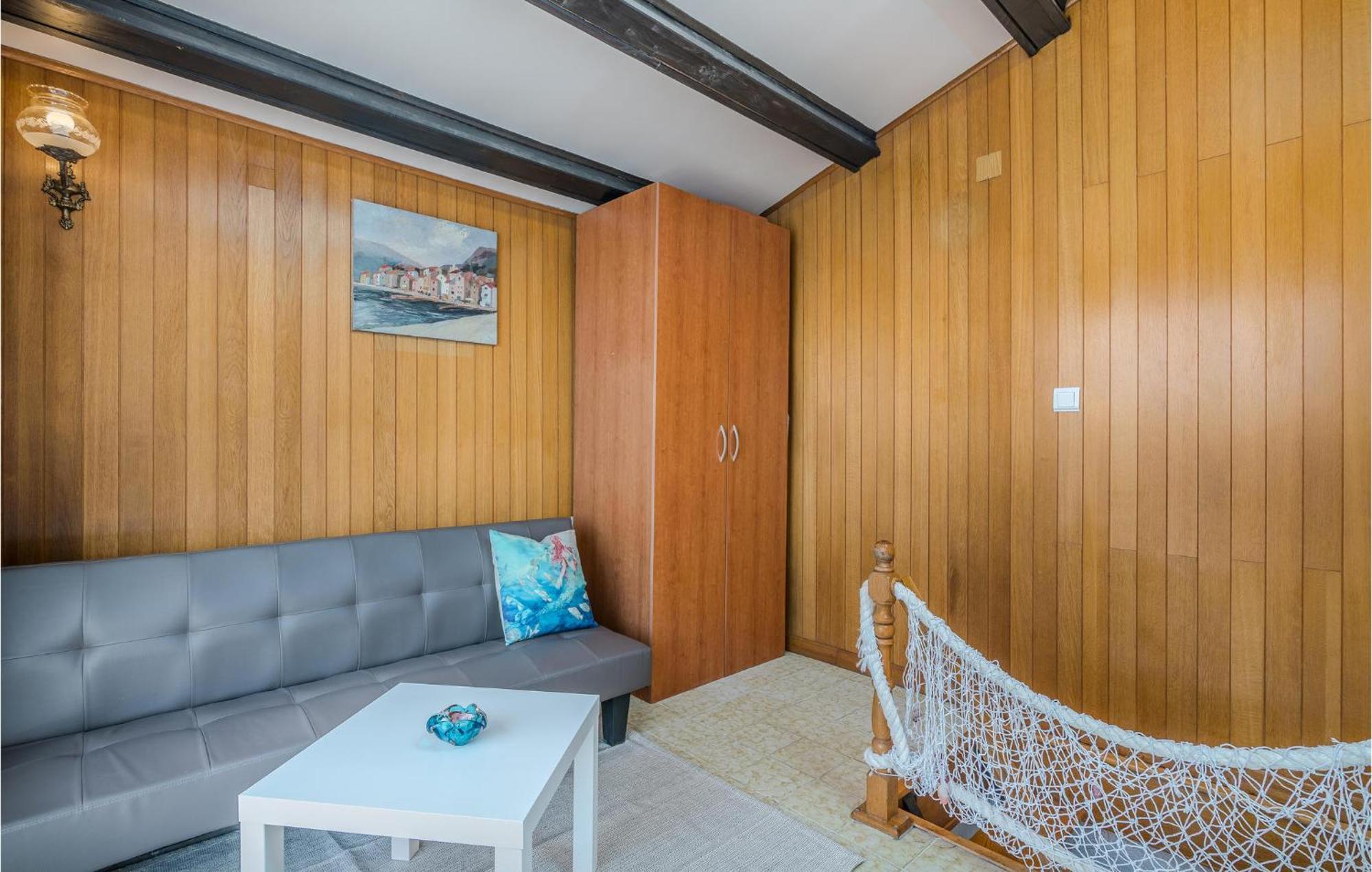 2 Bedroom Gorgeous Home In Baska Exterior photo