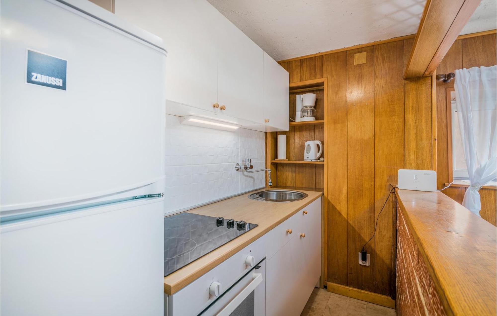 2 Bedroom Gorgeous Home In Baska Exterior photo