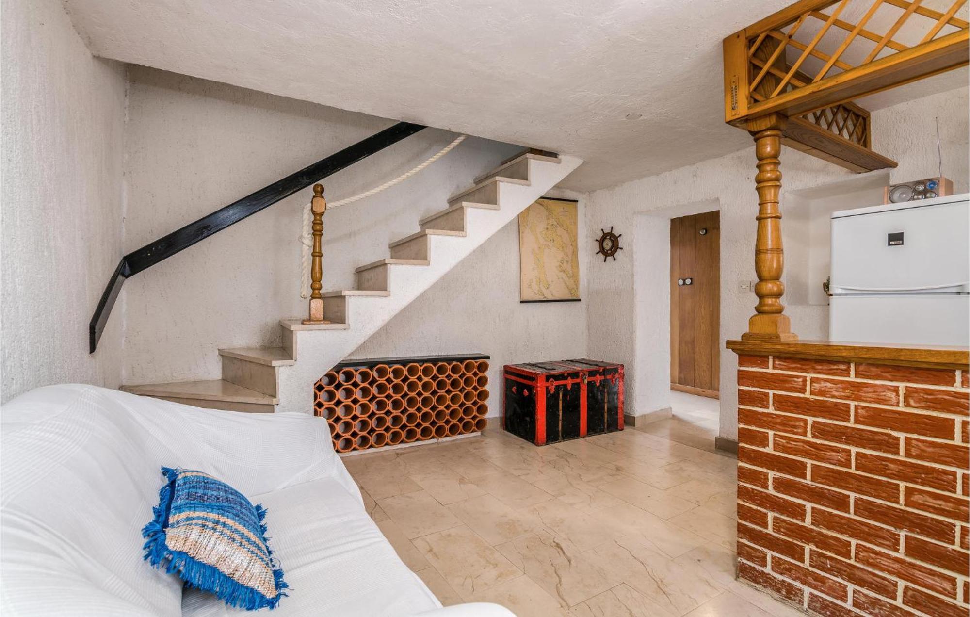 2 Bedroom Gorgeous Home In Baska Exterior photo