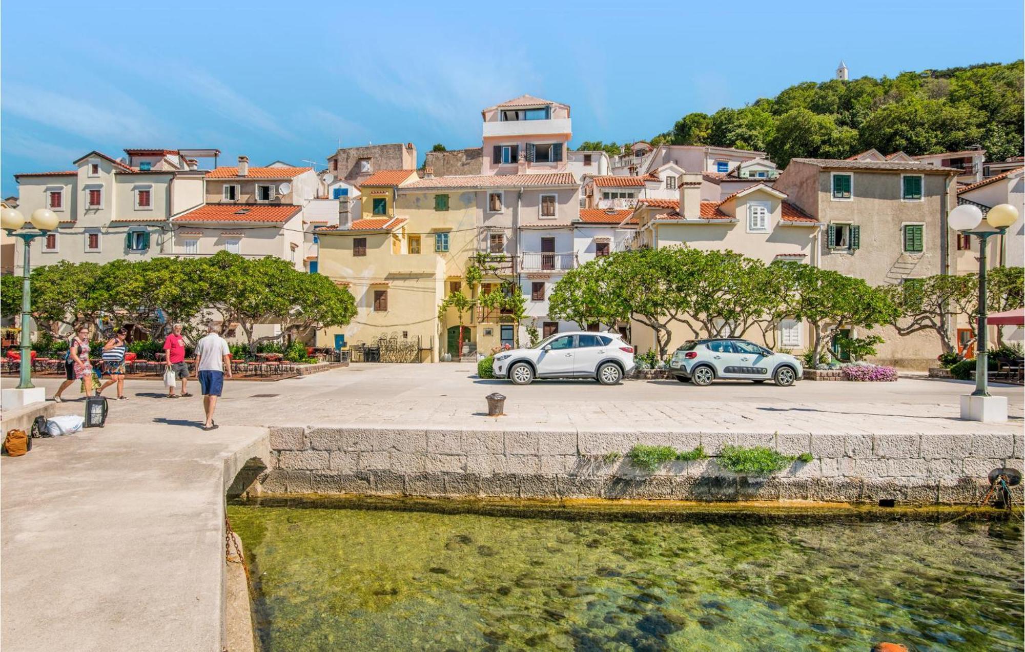 2 Bedroom Gorgeous Home In Baska Exterior photo